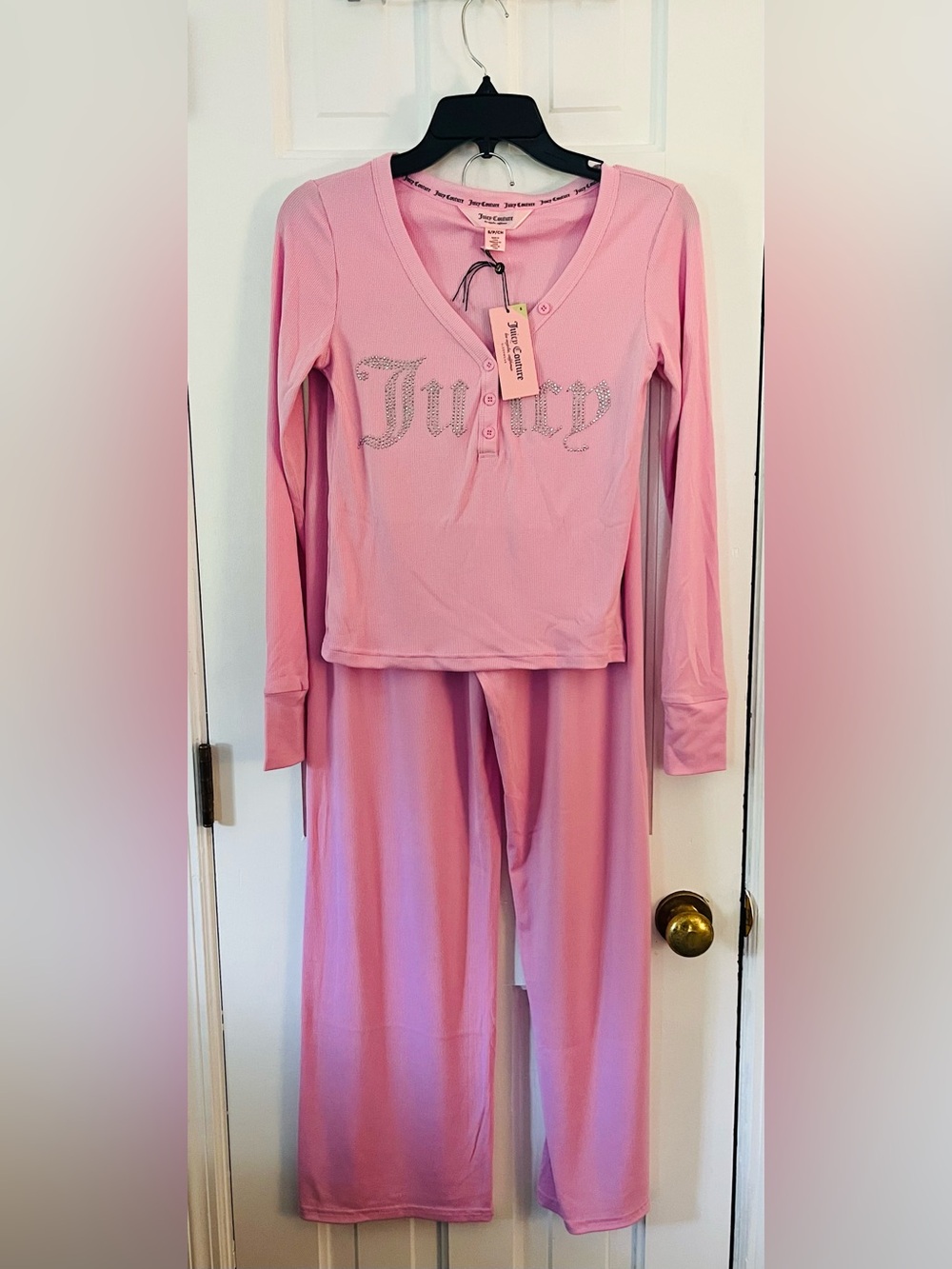 Juicy Couture Pink Rhinestone Logo Lounge Set w/ Pink JC Accessories NWT - Picture 2 of 9